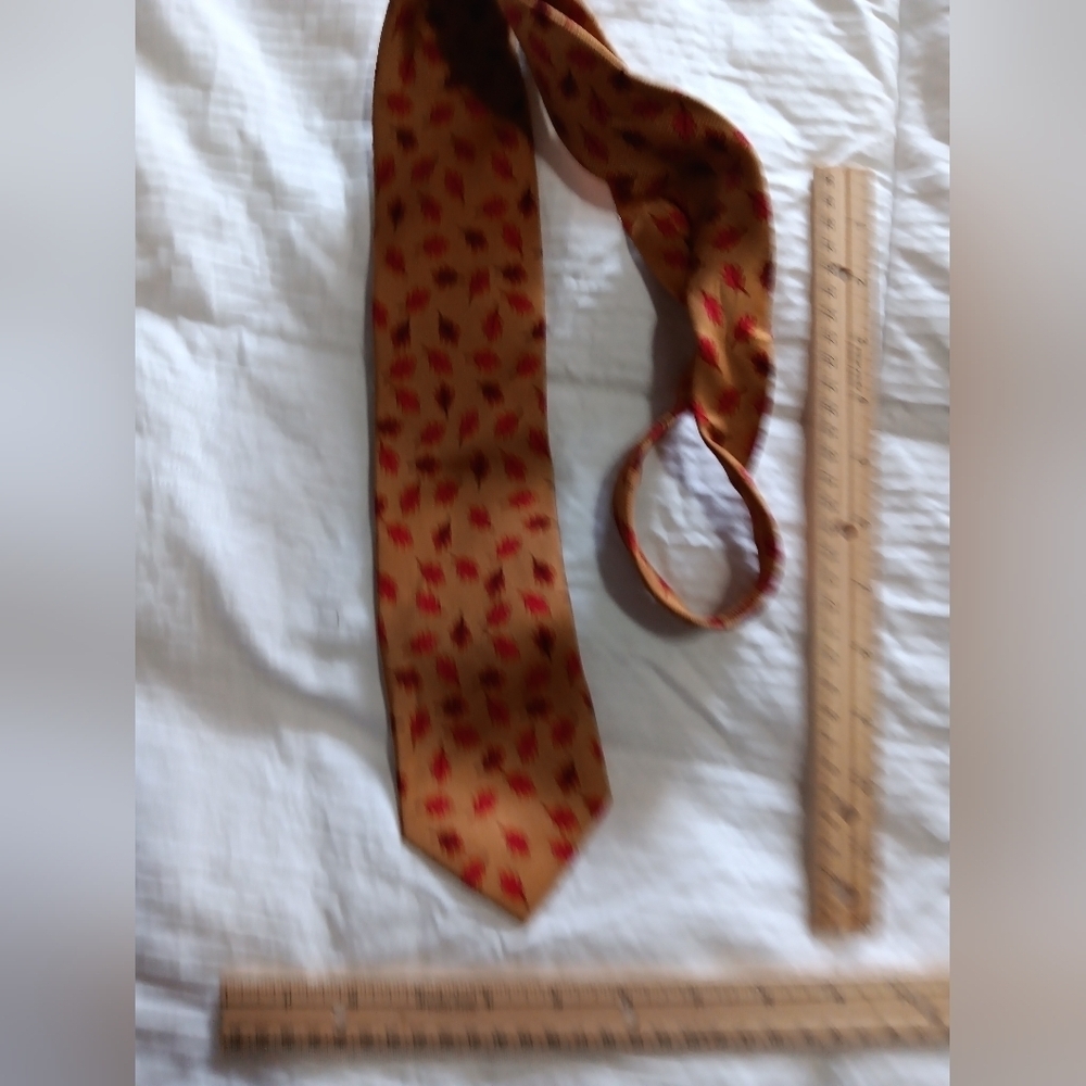 Cape Cod SILK Tie - Picture 2 of 4